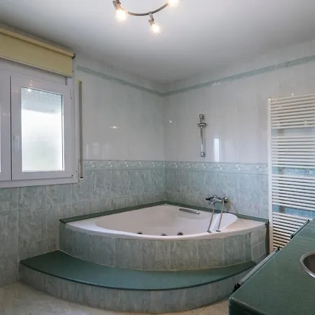 Villa- Garbi Villa *